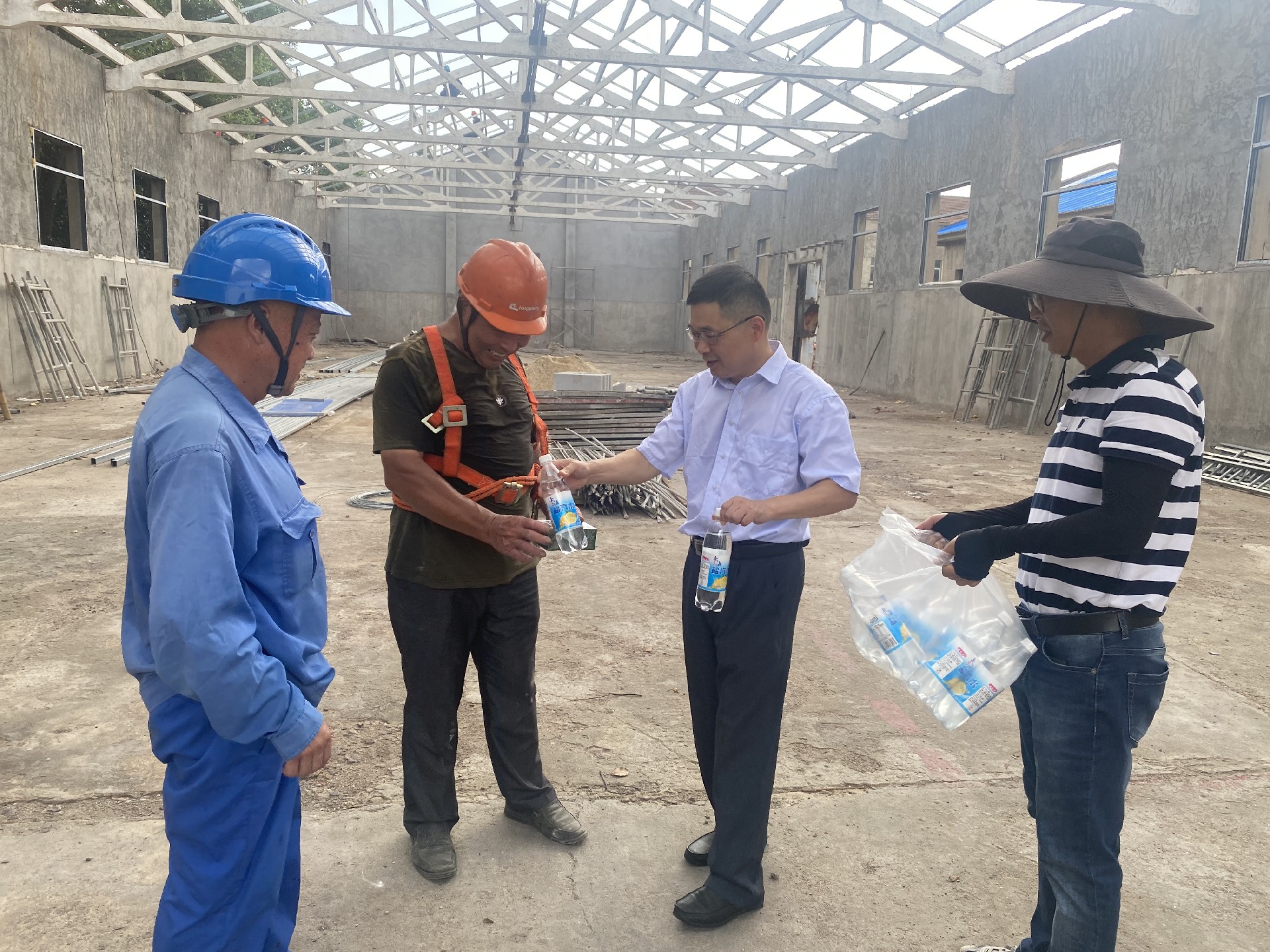 1690956536168766.jpg aa5e28932d530271c3ee68962b35339.jpg